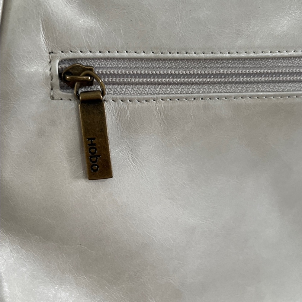 Hobo International crossbody handbag - Picture 13 of 14